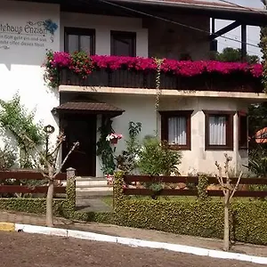 Gãstehaus Enzian Casa de hóspedes
