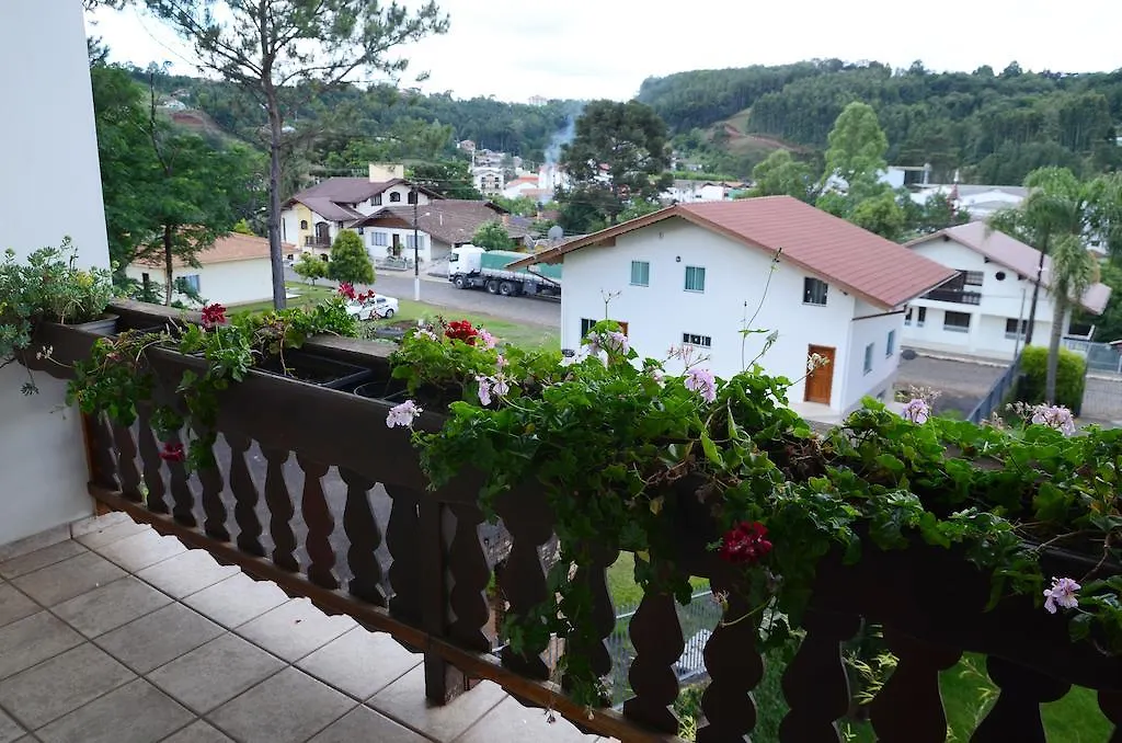 ** Locanda Pousada Adler Treze Tílias Brasile